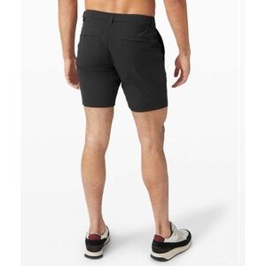 Lululemon Commission Short 7" Light Mesh Chino Shorts Obsidian Men's 36‎ Black